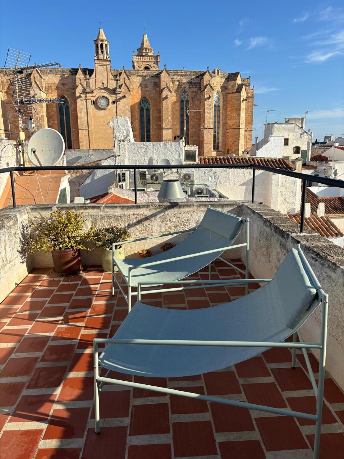 Fragile Hotel Ciutadella  Exterior photo