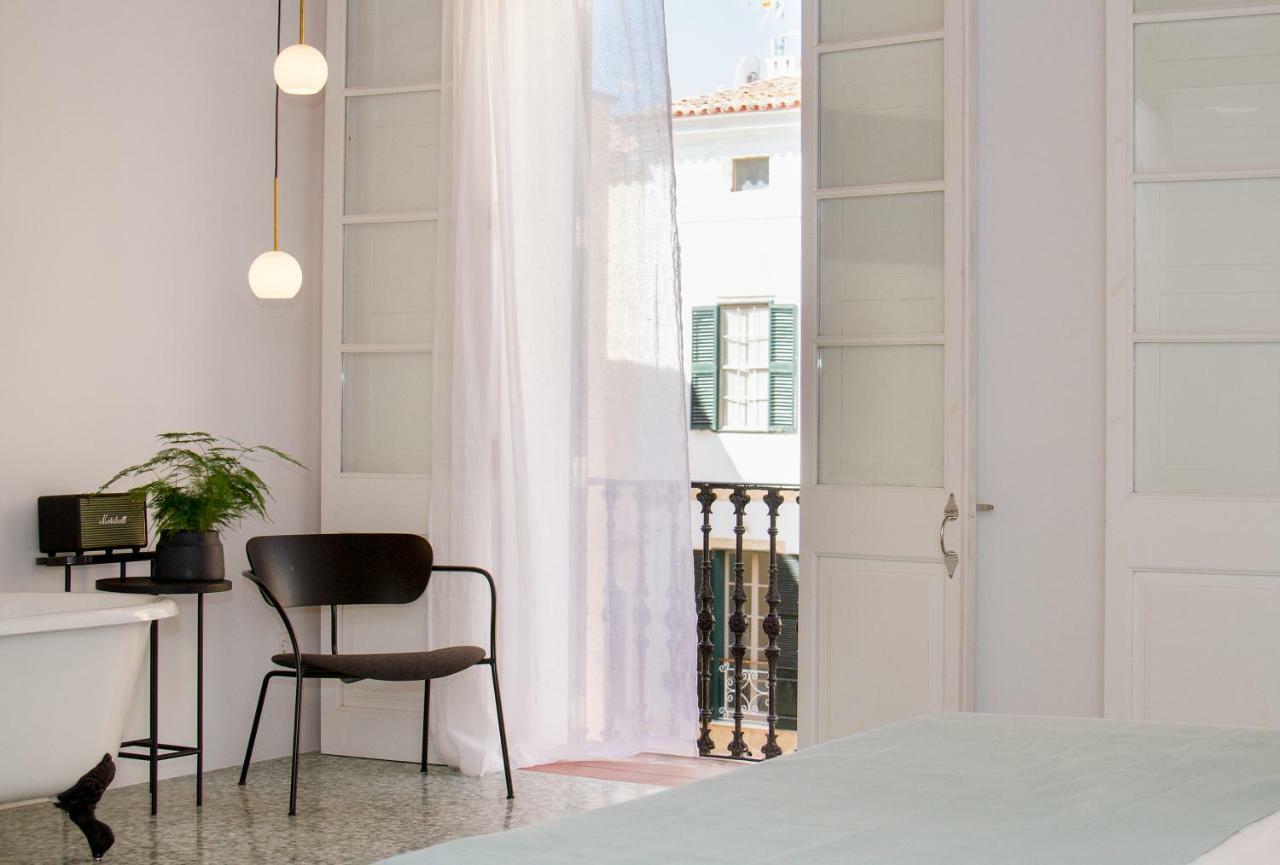 Fragile Hotel Ciutadella  Exterior photo